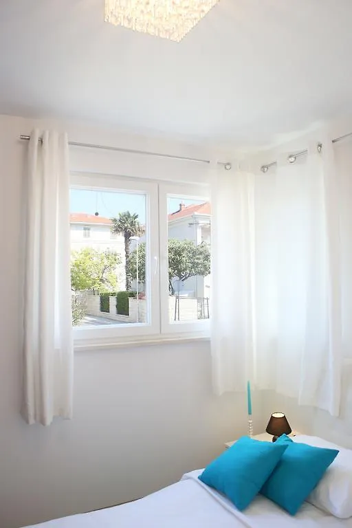 Apartment Marieta Split