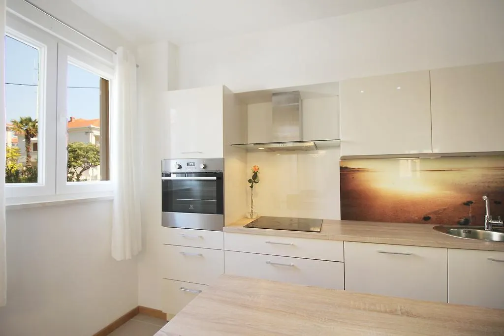 Apartment Marieta Split
